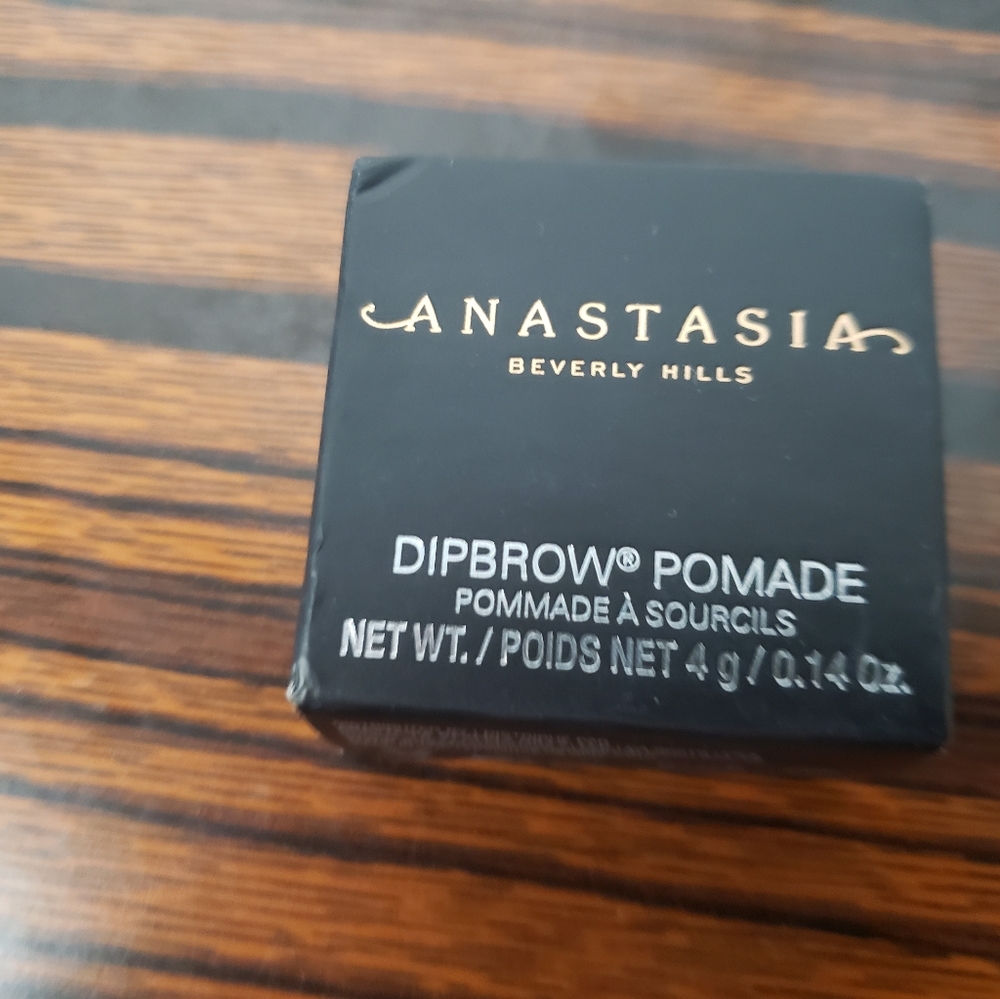Anastasia Beverly Hills Brow Pomade- Soft Brown